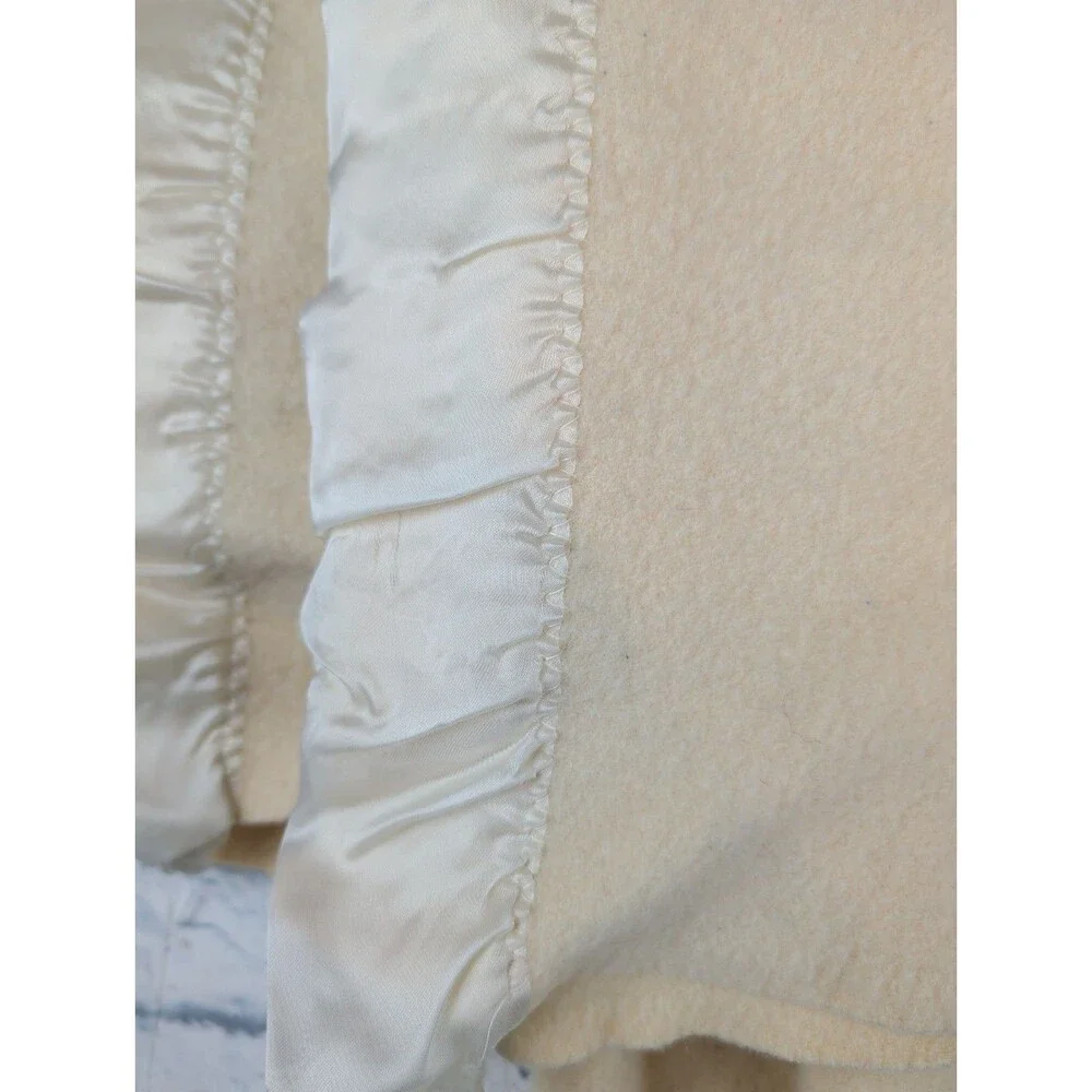 Ralph Lauren Estate Acrylic Bed Blanket Queen